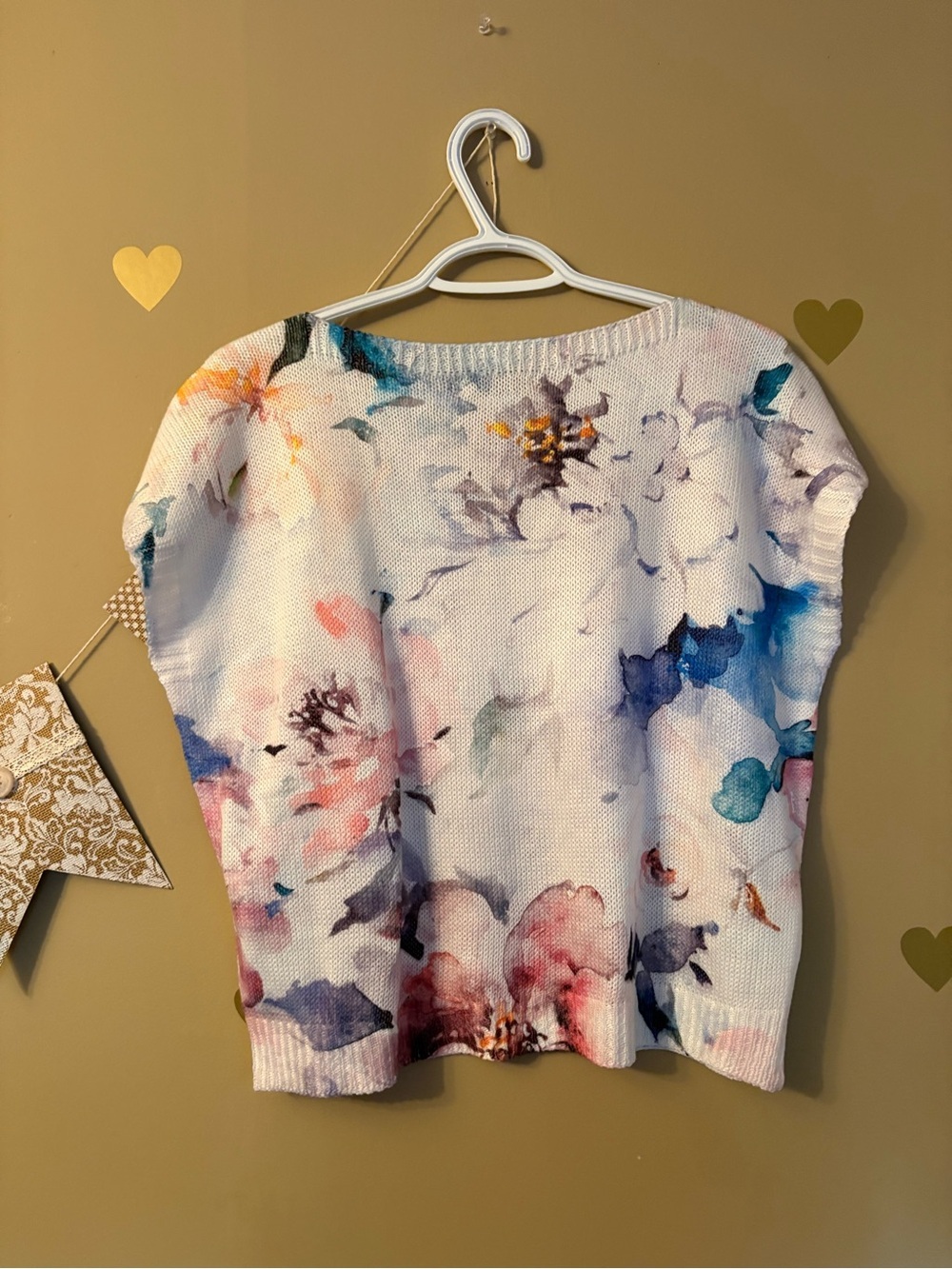 Loggia dei Tessitori Italian Watercolor Floral Oversized Sleeveless Knit Top - Picture 9 of 10